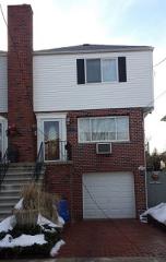 96 Hawkins St, Bronx, NY 10464-1416