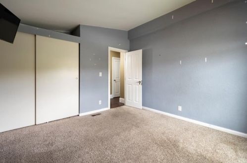 27546 Jasper Way, Santa Clarita CA  91384-3162 exterior