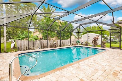 804 13th Ave, Cape Coral, FL 33909-0031