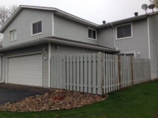 7698 Dunmore Rd, Saint Paul, MN 55125-1610