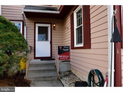 814 Westfield Dr, Riverton, NJ 08077-3357
