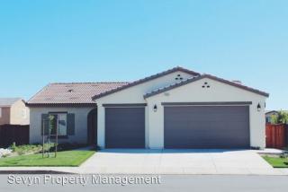 1359 Shamrock Way, Beaumont CA  92223-8460 exterior