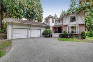 3110 211 Ave, Redmond WA  98074-6331 exterior