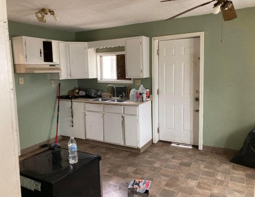 1820 Tanis Dr, Darbydale, OH 43123-1622