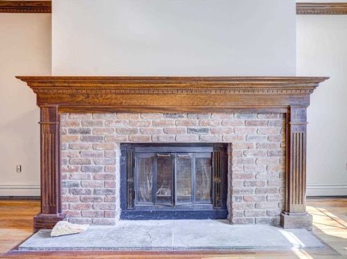 19 Hawthorn Ct, Fishkill NY  12524-2616 exterior