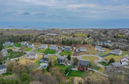 17 Sweet Amandas Way, Plymouth, MA 02360-8109