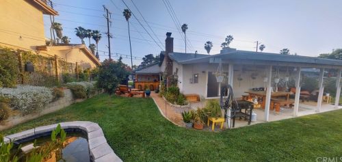 1055 Roosevelt Rd, Redlands, CA 92374-6261