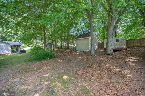 6103 Windsor Dr, Fredericksburg VA  22407-5036 exterior