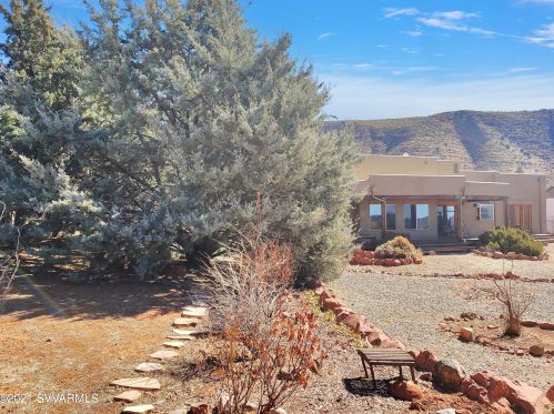 35 Sedona Rd, Sedona AZ 86351-7215 exterior