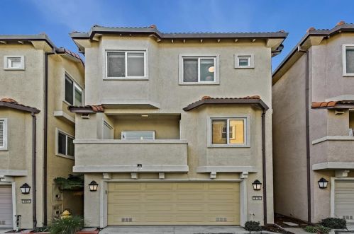 876 Winchester Blvd, San Jose CA 95128-3762 exterior