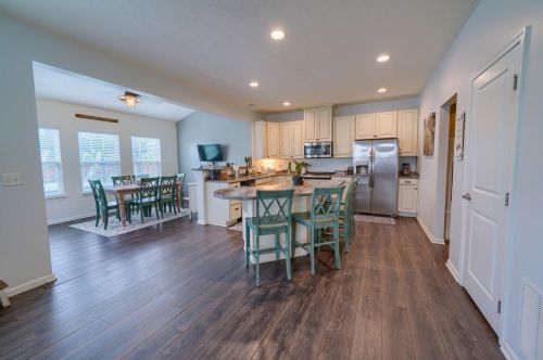 123 Stirling Way, Pataskala OH  43062-7863 exterior