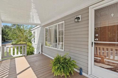 57 Hidden Valley Dr, Finleyville, PA 15332-9414