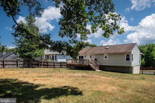 5901 Danielle Dr, Fredericksburg VA  22407-6495 exterior