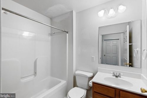 123 Indian Hills Rd, Locust Grove VA  22508-5214 exterior