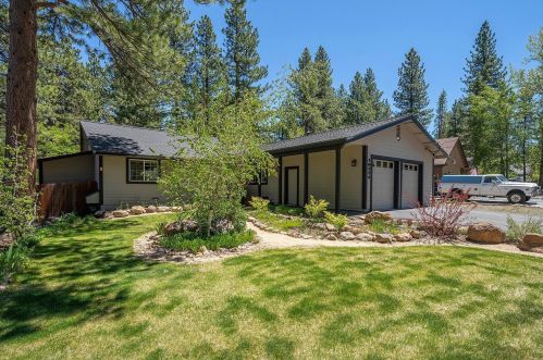 10774 Martis Dr, Truckee, CA 96161-1817