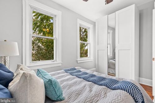 629 18th St, Washington DC  20002-7209 exterior