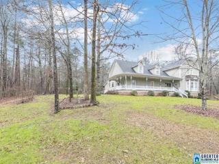 3509 Sharon Ln, Bessemer, AL 35023-2658