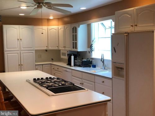 39 Scottie Ln, New Castle DE  19720-3922 exterior