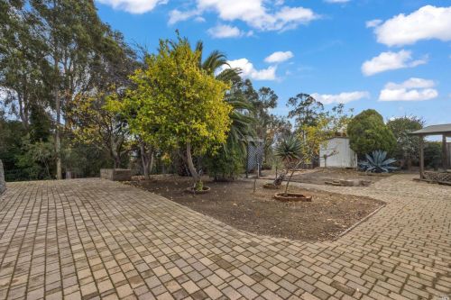 412 Turner Dr, Benicia CA  94510-1413 exterior