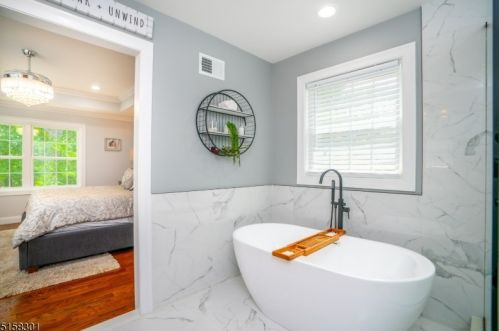 126 New St, Cranford NJ  07016-2647 exterior