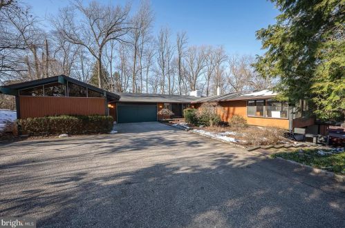 1338 Prospect Hill Rd, Ithan, PA 19085-2146