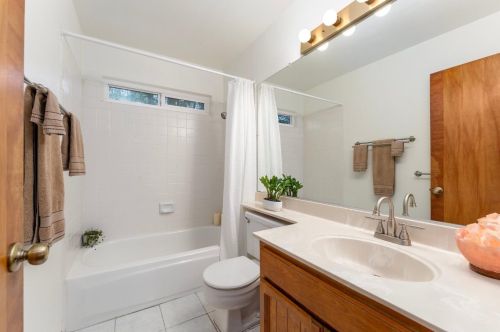 8648 Timber Ct, Citrus Heights CA  95662-4451 exterior