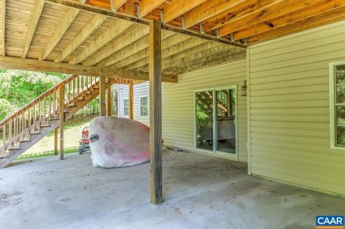 17 Shortwood Cir, Bybee VA  22963-2747 exterior