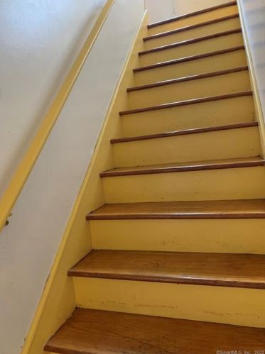 135 Voight Ave, Bridgeport CT  06606-1539 exterior