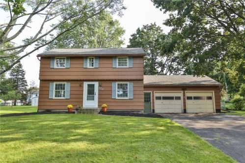 128 Hefner Dr, Webster, NY 14580-3438