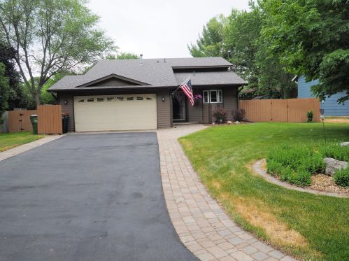 10177 Ghia St, Lino Lakes, MN 55014-1871