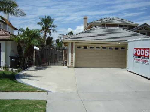 6832 Dove Ct, Chino, CA 91710-6286