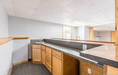 434 New London Rd, Colchester CT  06420-4125 exterior