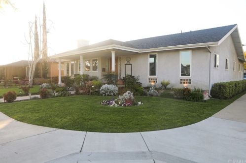 5289 Abbeyfield St, Long Beach, CA 90815-3022