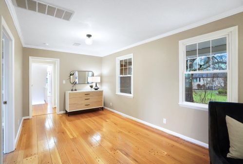 3261 Hardisty Ave, Cincinnati OH 45208-3006 exterior