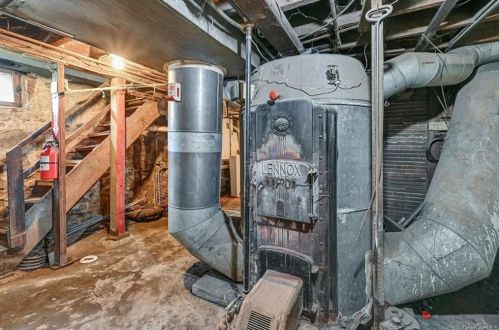 12 Royce Ave, Middletown NY  10940-4708 exterior