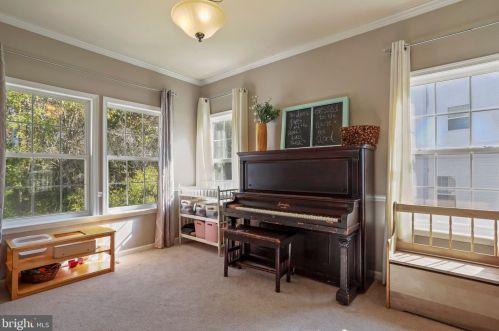 436 Spyglass Hill Dr, Charles Town WV  25414-4053 exterior