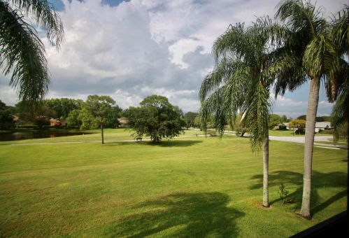 6110 Georgetown Pl, Hobe Sound FL 33455-7300 exterior