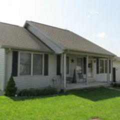 208 Marcum Dr, Beattyville, KY 41311-9109