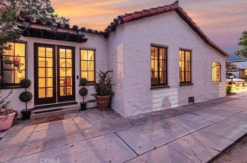 4654 Merrill Ave, Riverside, CA 92506-2302