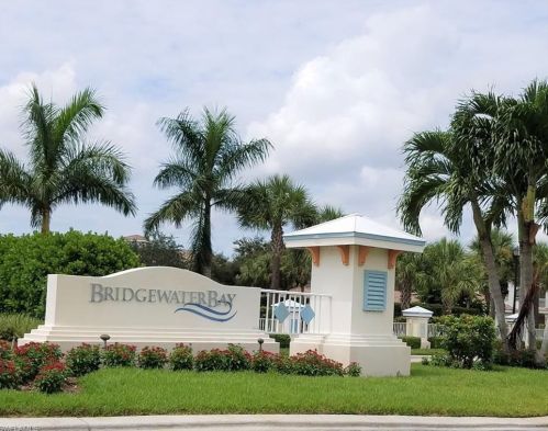 3042 Driftwood Way, Naples, FL 34109-8943