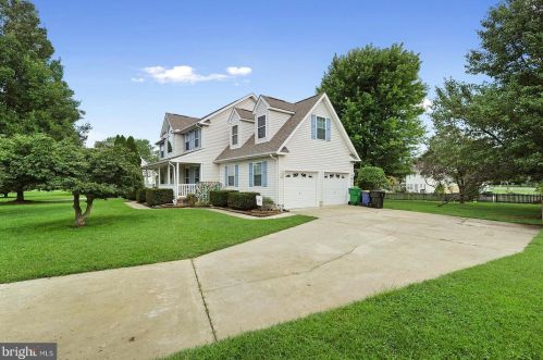 195 Apple Blossom Dr, Camden-Wy, DE 19934-1970