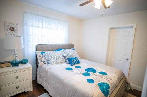 4287 Cynthia St, Orlando FL 32811-4228 exterior