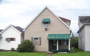 326 Heplar St, Hanging Rock, OH 45638-2239