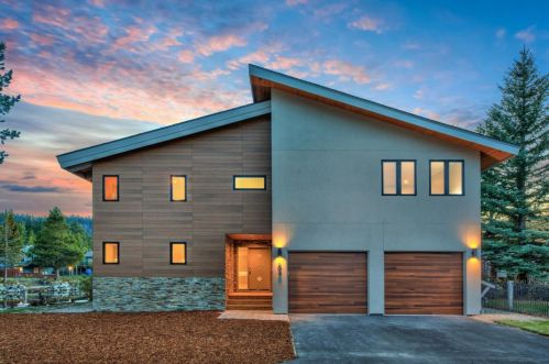636 Alpine Dr, South Lake Tahoe, CA 96150-6616