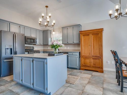 1100 Prospect Dr, Lewisville TX  75028-2548 exterior