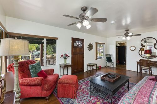 2515 Congress St, San Diego CA 92110-2746 exterior