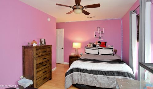 3944 Pine Creek Way, Tucson AZ 85745-7115 exterior