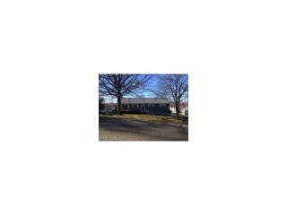1693 Bayberry Ln, Coshocton, OH 43812-3120