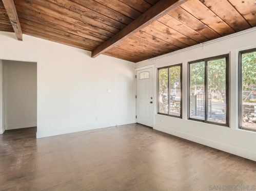 928 42nd St, San Diego, CA 92102-3532