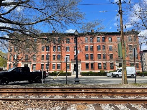 1056 Beacon St, Brookline MA  02446-3982 exterior